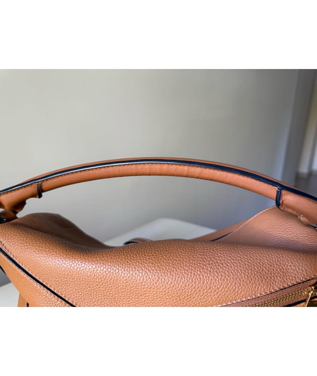 LOEWE Коричневая кожаная сумка через плечо, фото 9