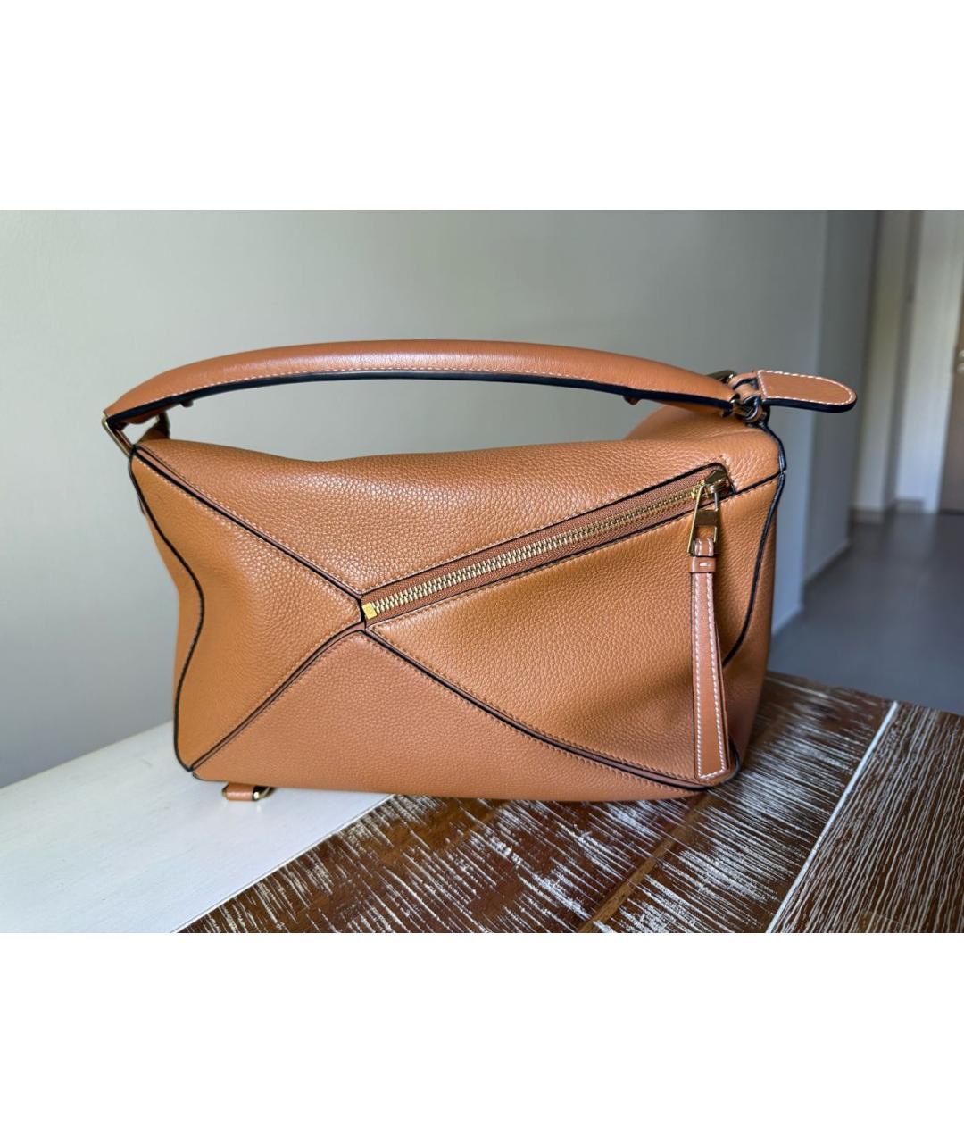 LOEWE Коричневая кожаная сумка через плечо, фото 4