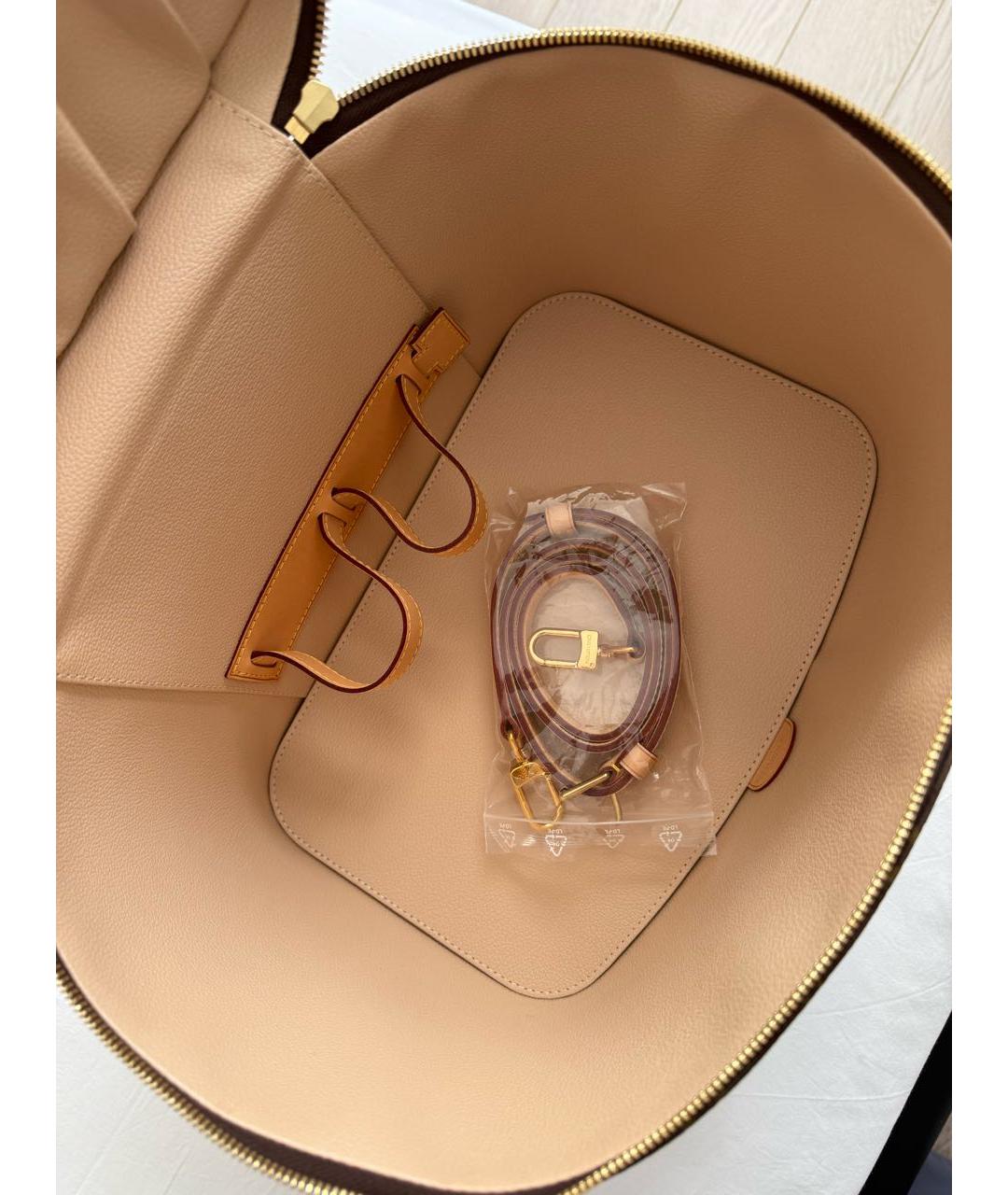 LOUIS VUITTON Коричневая кожаная косметичка, фото 2