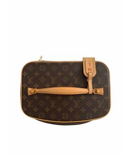 LOUIS VUITTON Косметичка