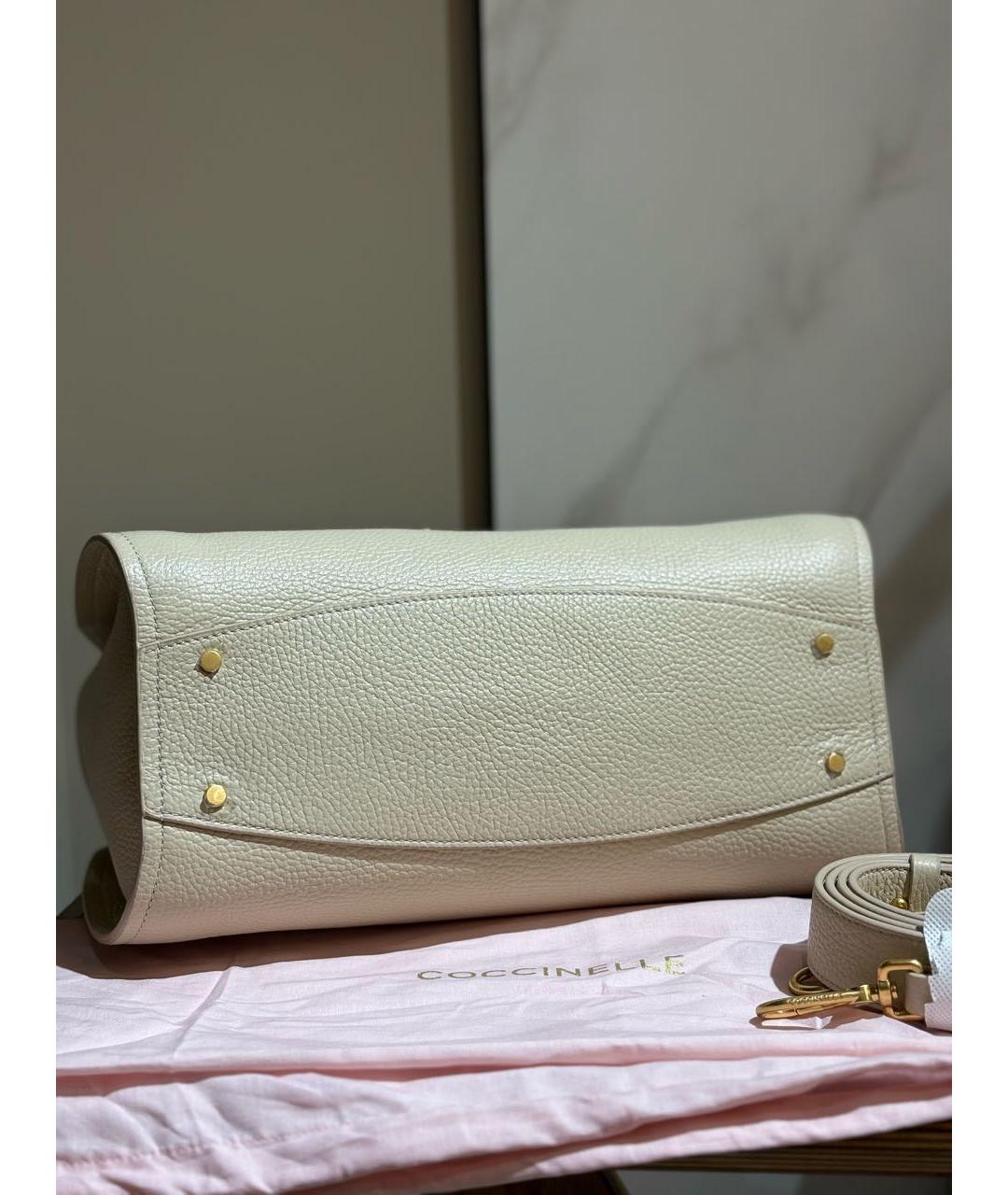COCCINELLE Бежевая кожаная сумка с короткими ручками, фото 5