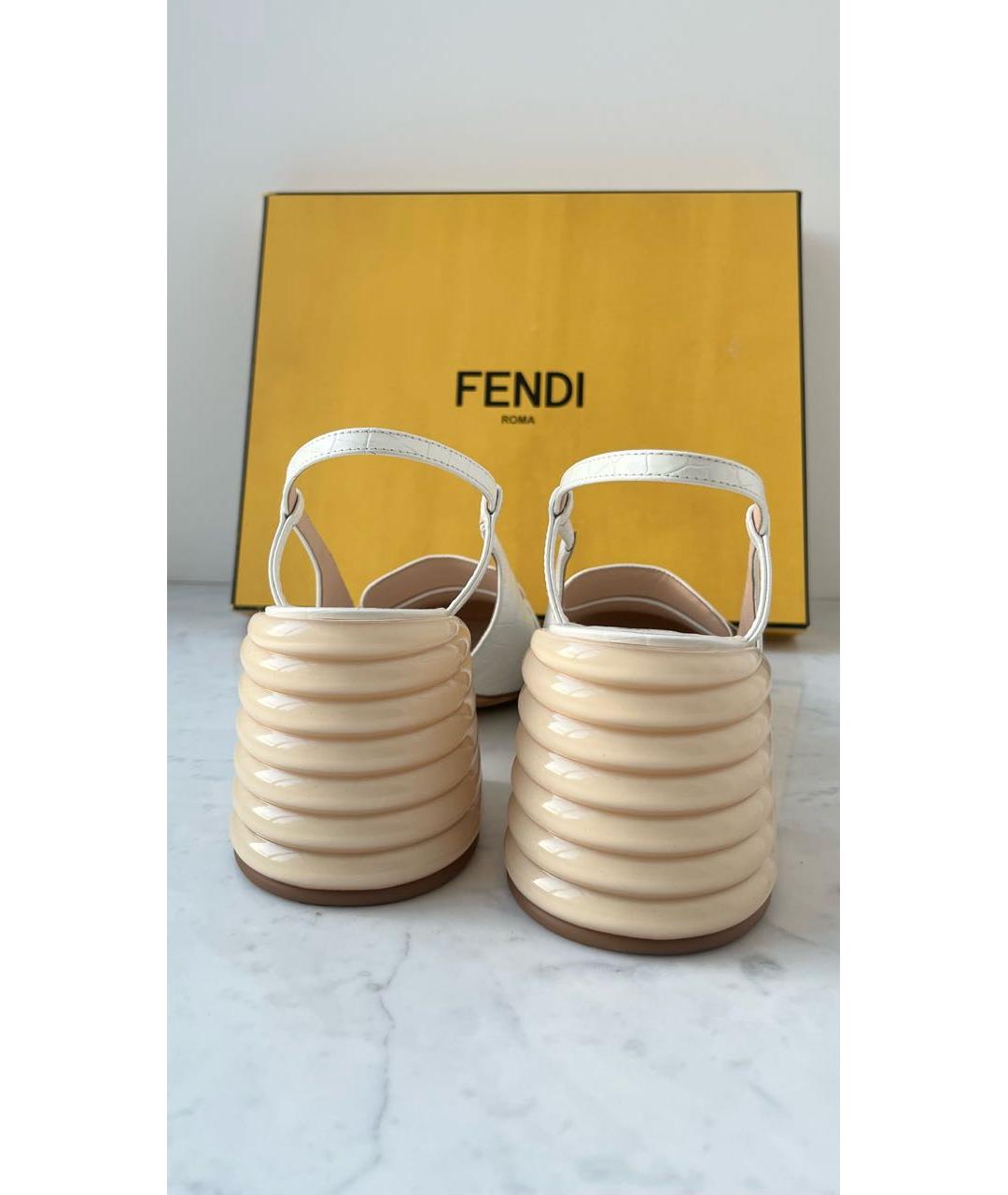 FENDI Белые кожаные босоножки, фото 4