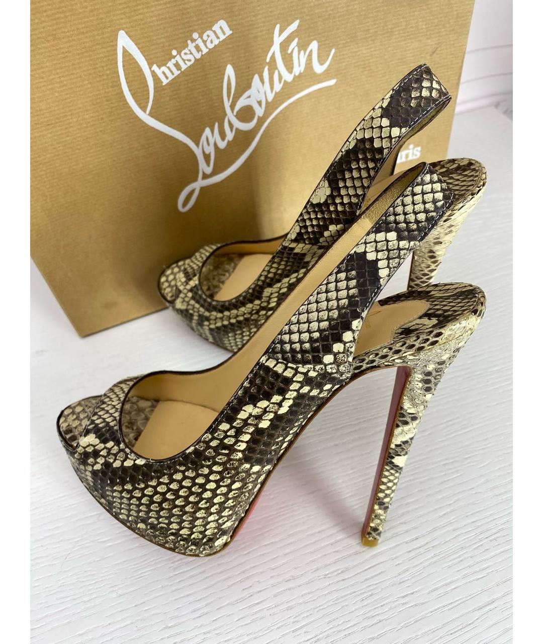 CHRISTIAN LOUBOUTIN Бежевые босоножки из экзотической кожи, фото 7