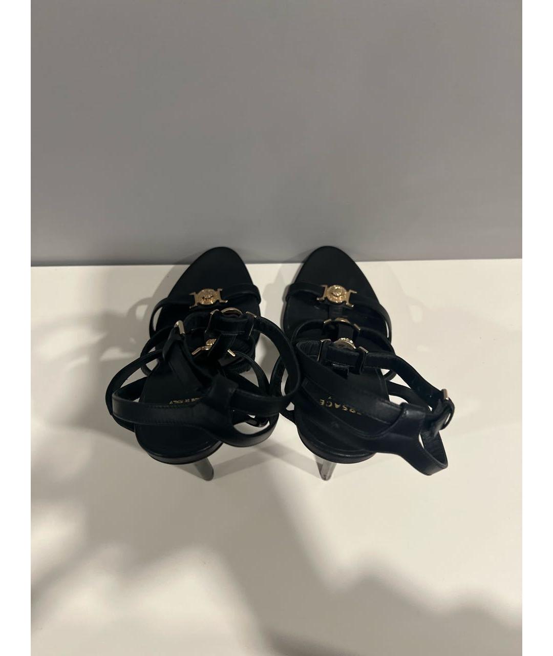 VERSACE Черные кожаные босоножки, фото 3