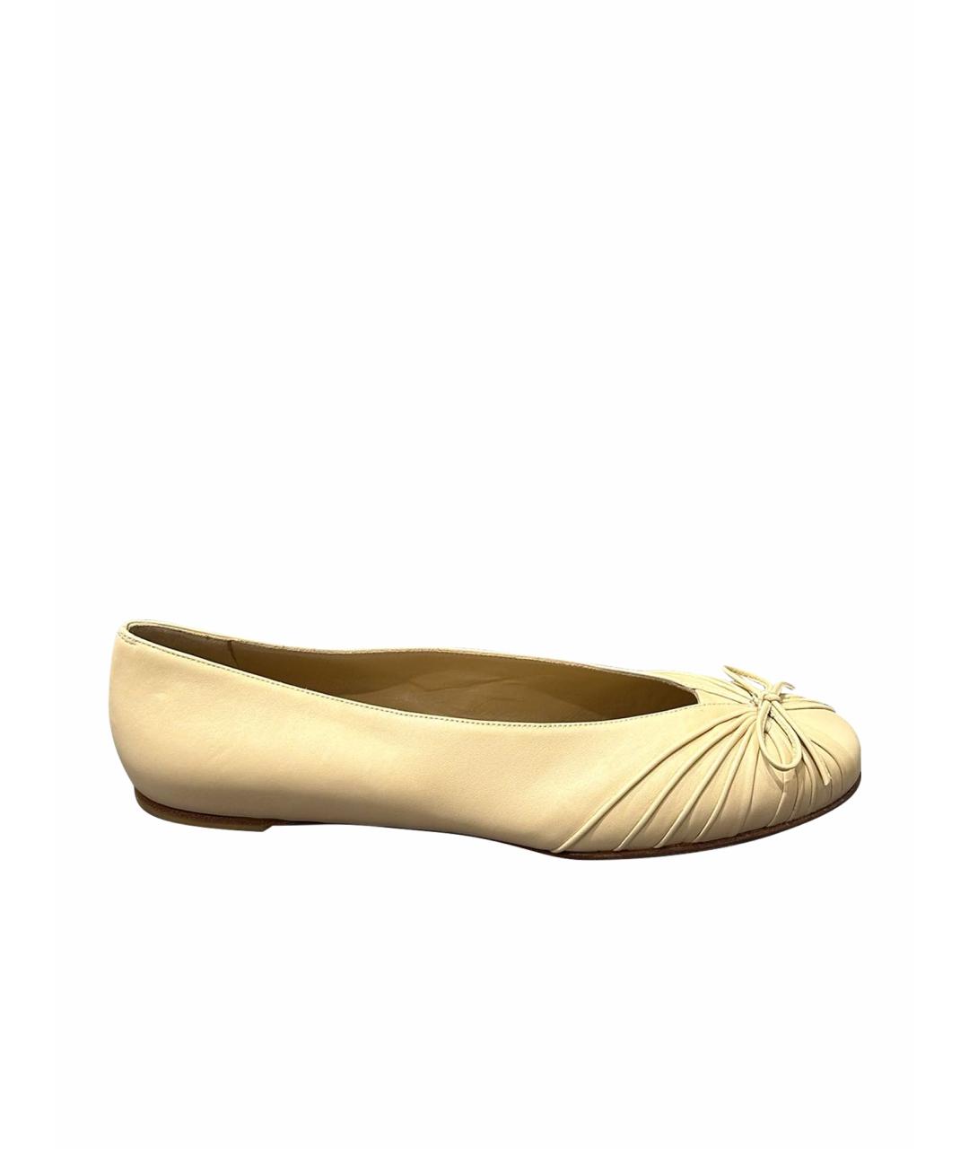 FERRAGAMO Бежевые кожаные туфли, фото 1