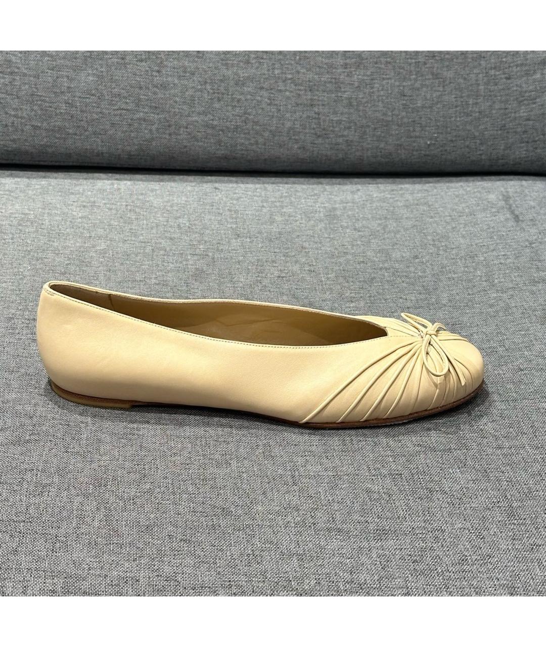FERRAGAMO Бежевые кожаные туфли, фото 9