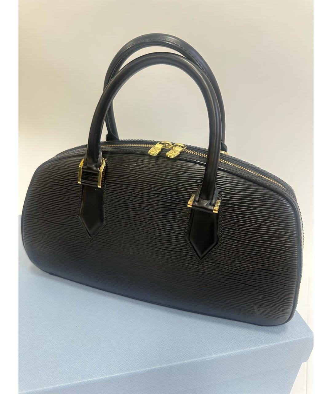 LOUIS VUITTON Кожаная сумка с короткими ручками, фото 3