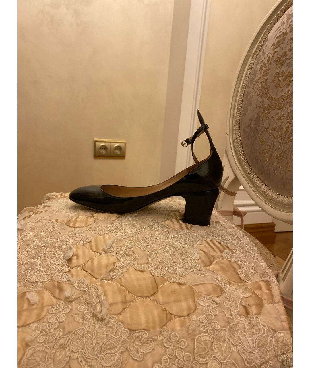 VALENTINO GARAVANI Черные туфли из лакированной кожи, фото 7