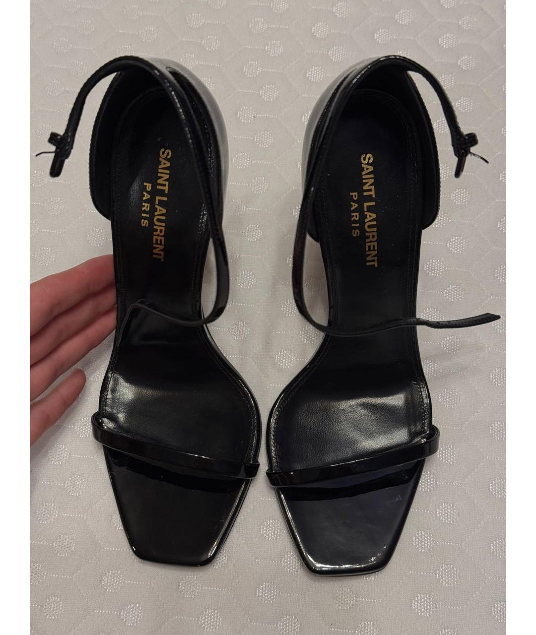 SAINT LAURENT Черные босоножки из лакированной кожи, фото 5