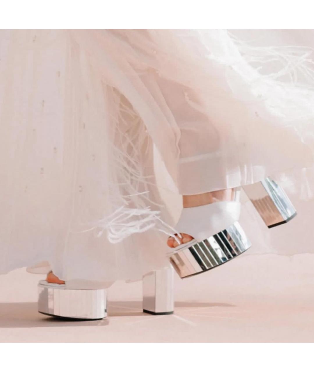 CHANEL Белые кожаные босоножки, фото 5