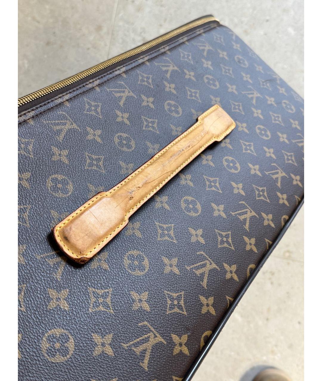 LOUIS VUITTON Коричневый чемодан из искусственной кожи, фото 4