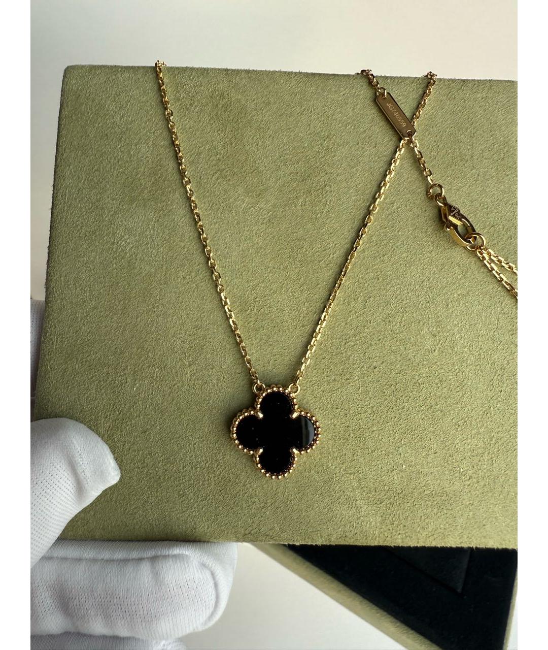VAN CLEEF & ARPELS Черная подвеска из желтого золота, фото 2