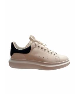ALEXANDER MCQUEEN Низкие кроссовки / кеды