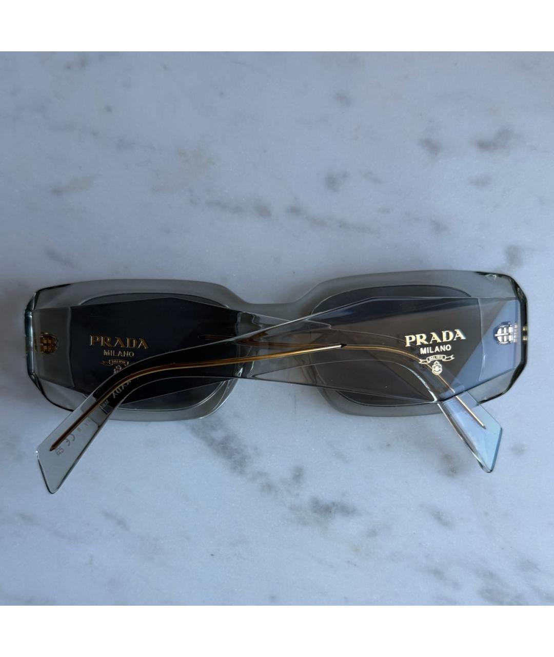 PRADA Серые солнцезащитные очки, фото 3