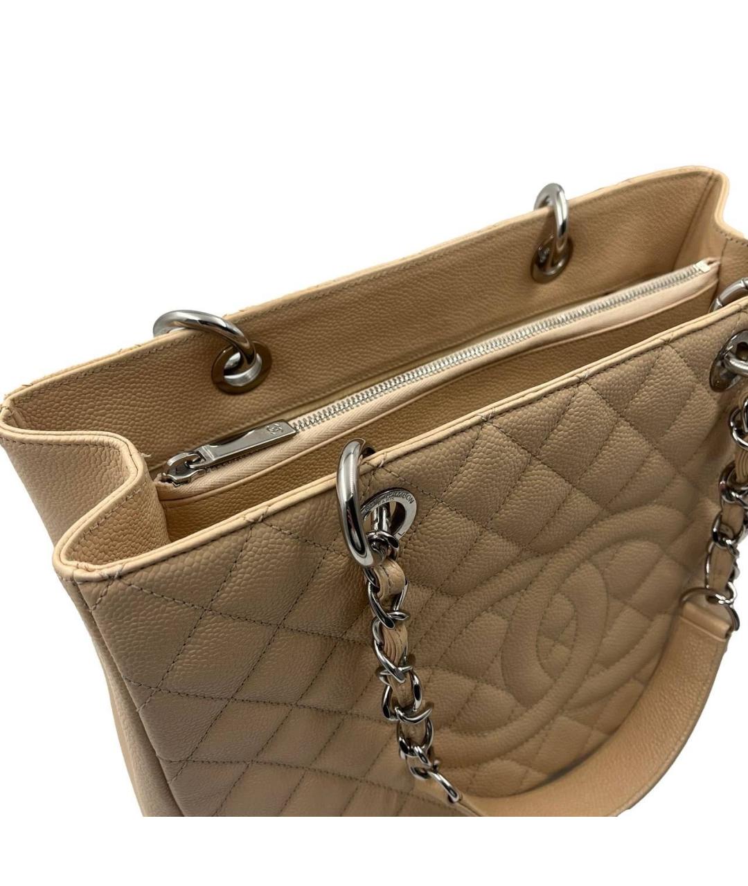 CHANEL Бежевая кожаная сумка тоут, фото 5