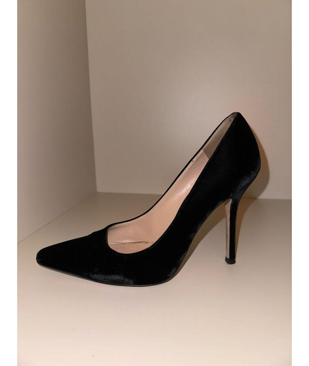 GIANVITO ROSSI Черные бархатные туфли, фото 6
