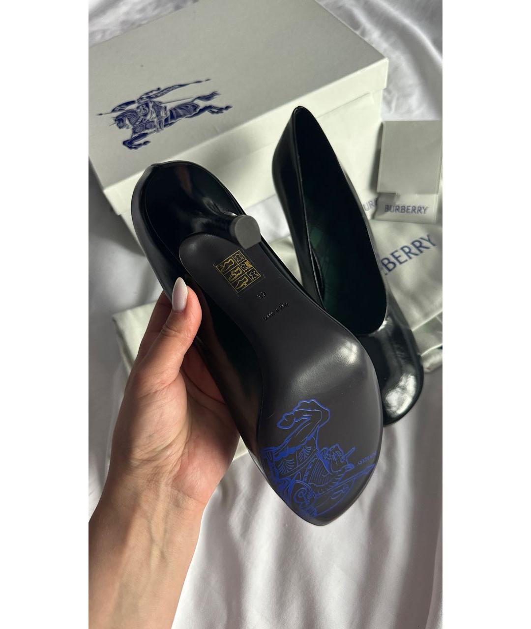 BURBERRY Черные туфли из лакированной кожи, фото 5
