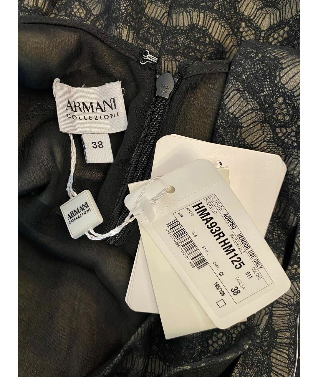 ARMANI COLLEZIONI Черное шелковое коктейльное платье, фото 3