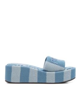 FENDI Шлепанцы