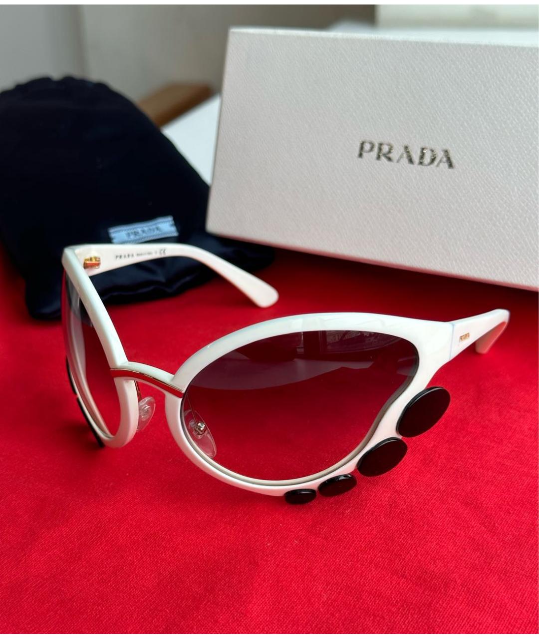 PRADA Белые пластиковые солнцезащитные очки, фото 2