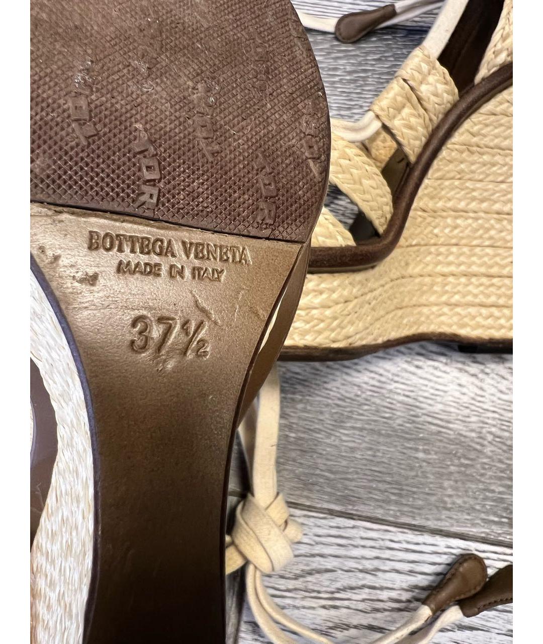 BOTTEGA VENETA Бежевые босоножки, фото 6