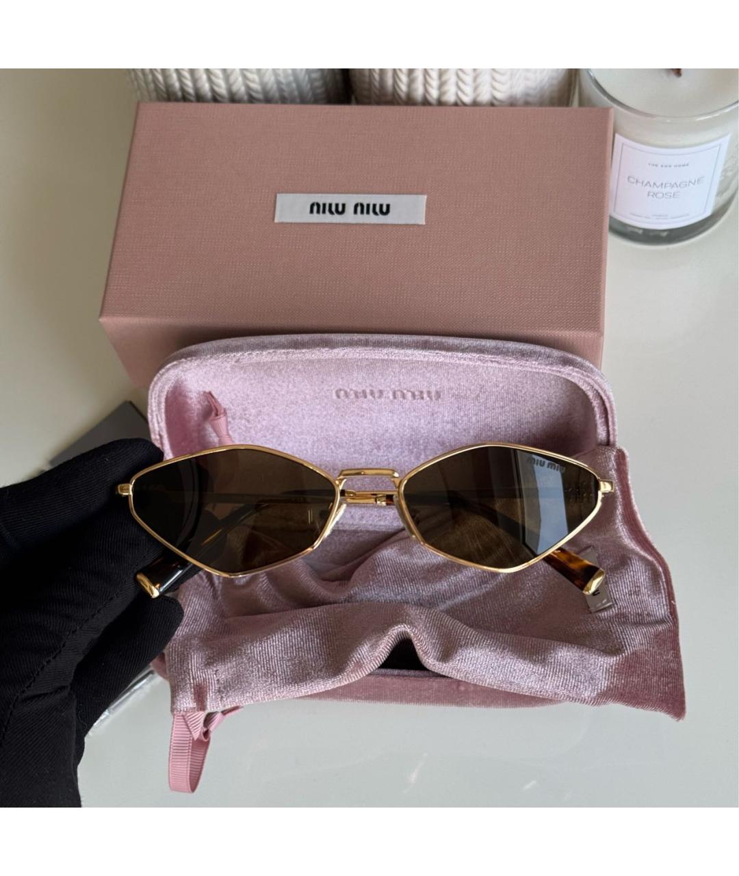 MIU MIU Золотые металлические солнцезащитные очки, фото 3