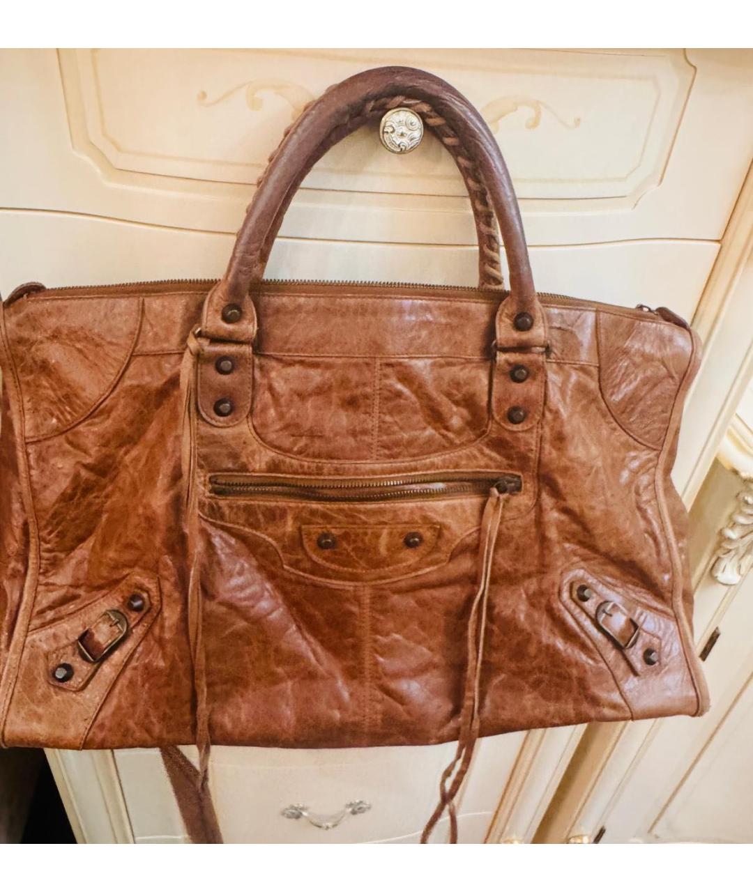 BALENCIAGA Оранжевая кожаная сумка с короткими ручками, фото 3