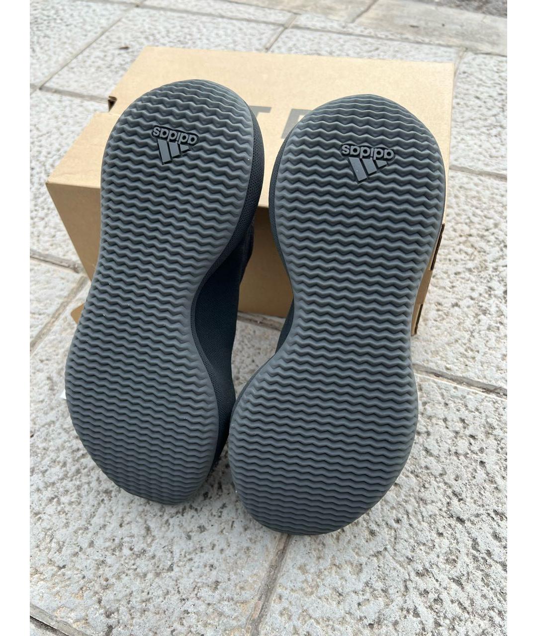 ADIDAS YEEZY Антрацитовые резиновые низкие кроссовки / кеды, фото 2