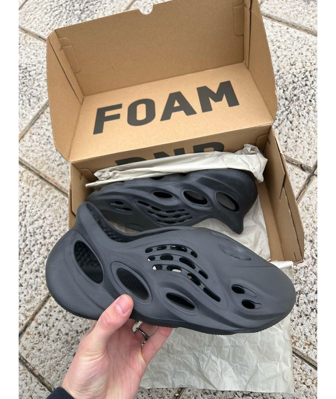 ADIDAS YEEZY Черные резиновые низкие кроссовки / кеды, фото 9