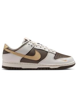 NIKE Кроссовки