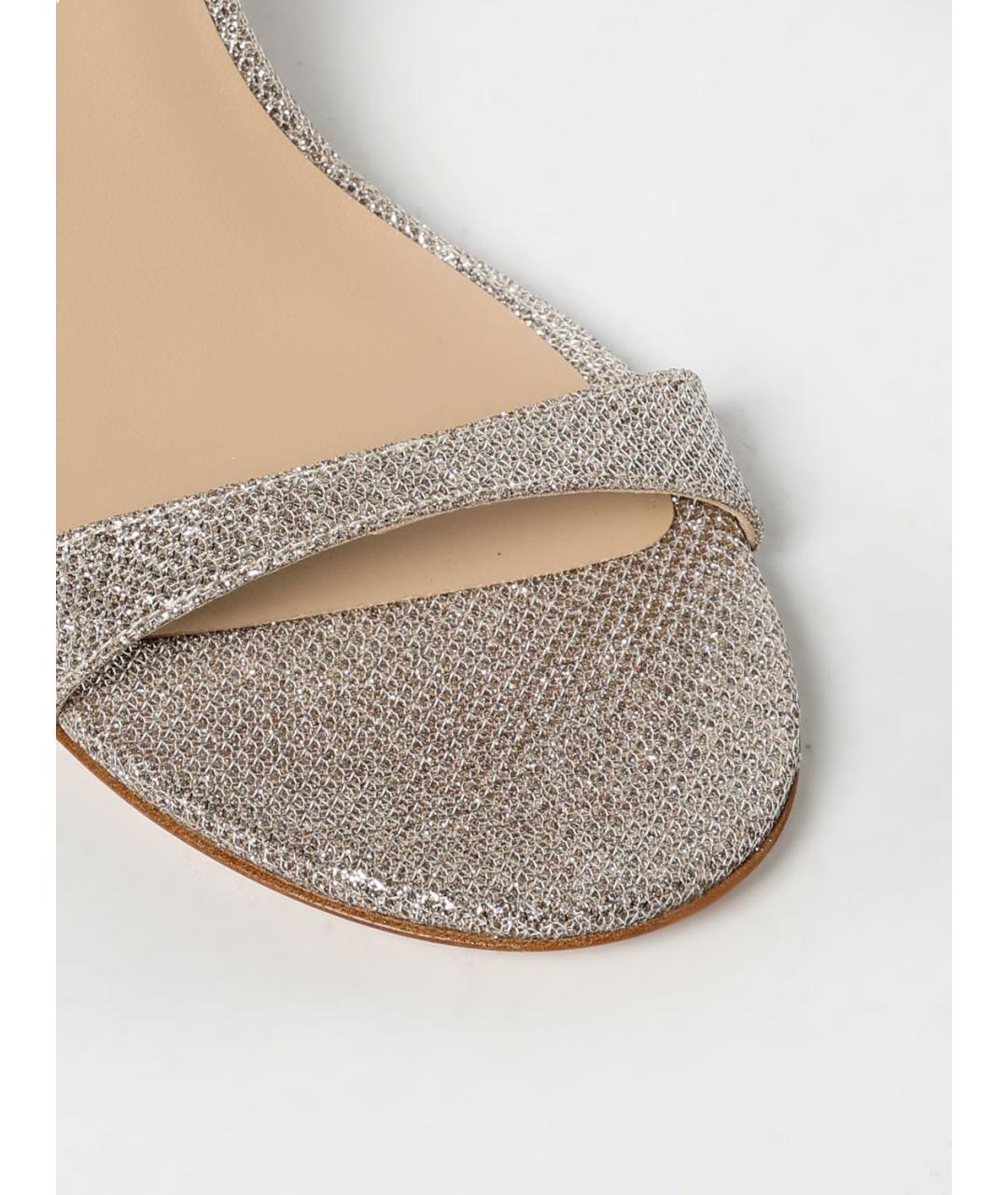 STUART WEITZMAN Серебряные босоножки, фото 4
