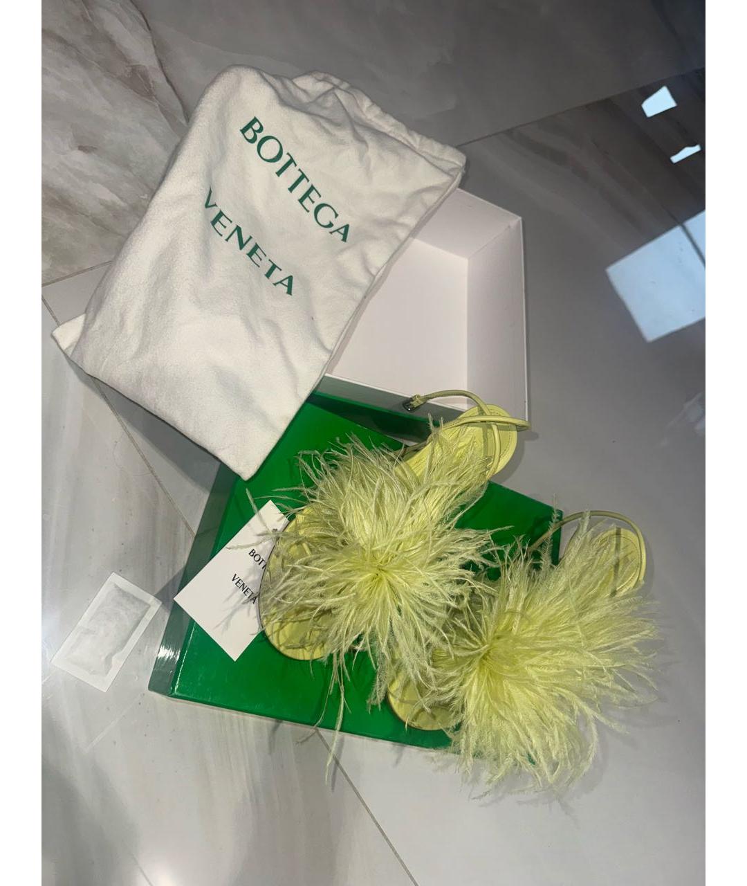 BOTTEGA VENETA Салатовые кожаные босоножки, фото 2