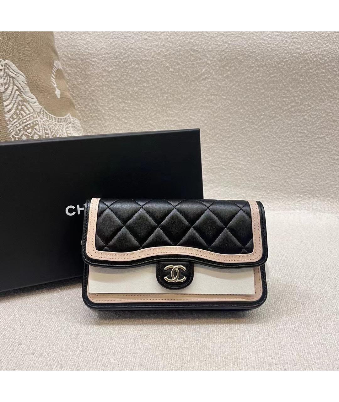 CHANEL Черная кожаная сумка через плечо, фото 2