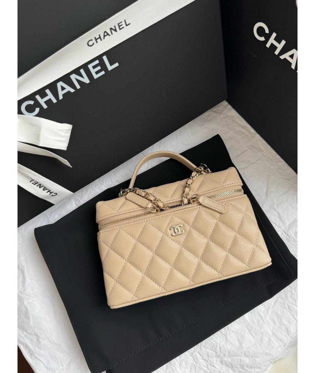 CHANEL Бежевая кожаная сумка с короткими ручками, фото 9
