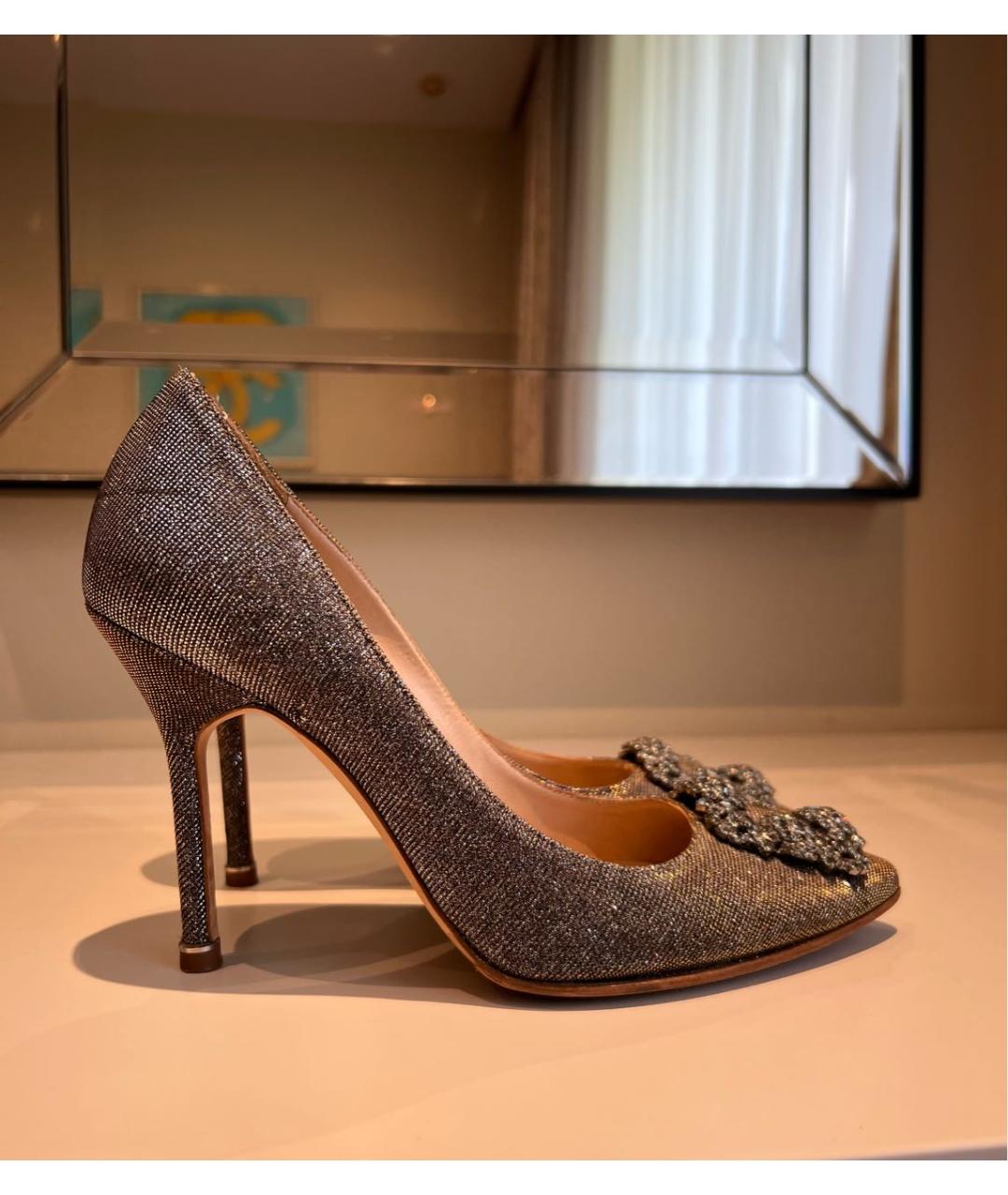 MANOLO BLAHNIK Серебряные текстильные туфли, фото 5