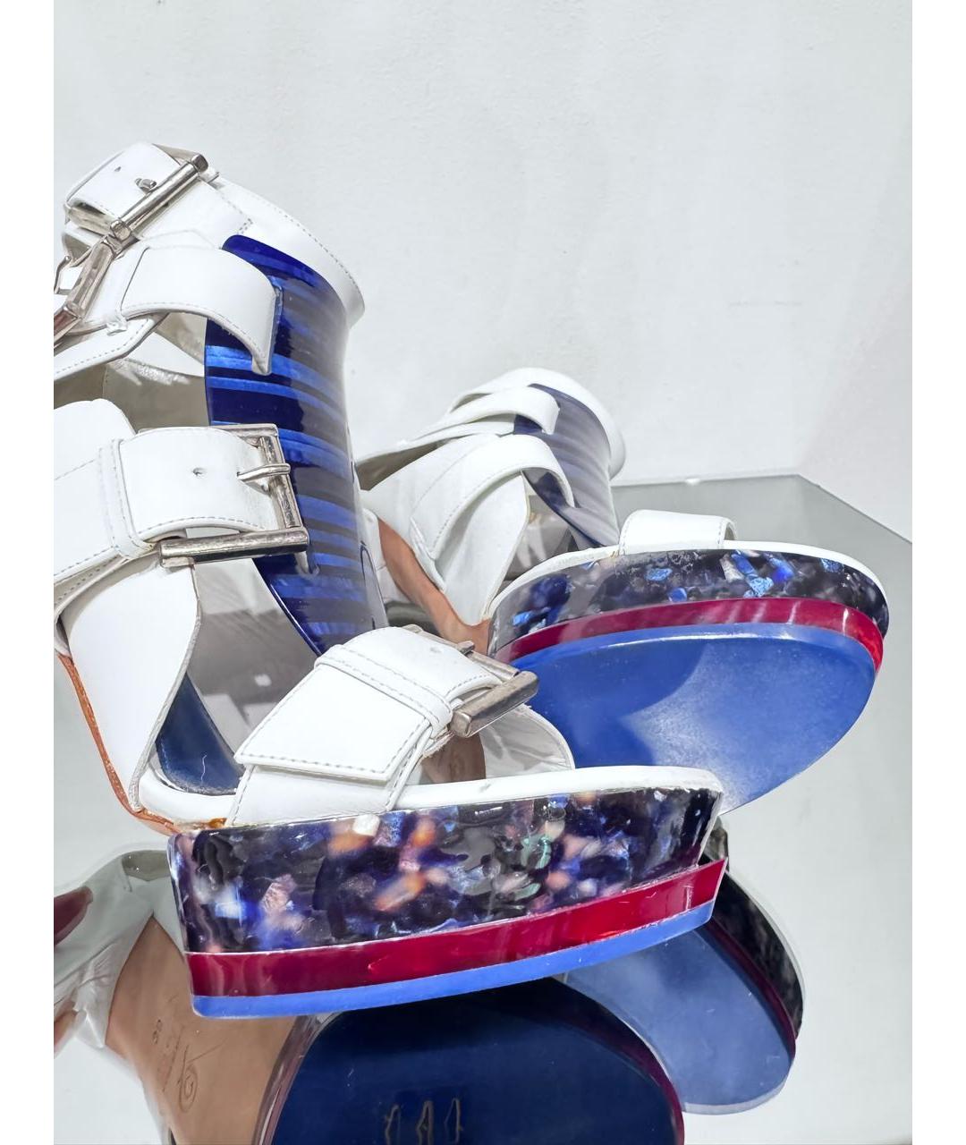 ALEXANDER MCQUEEN Белые кожаные босоножки, фото 3