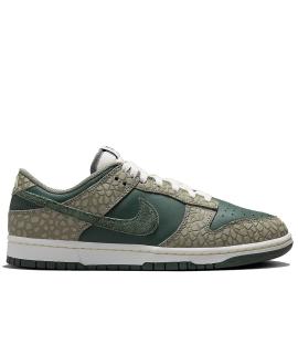 NIKE Низкие кроссовки / кеды