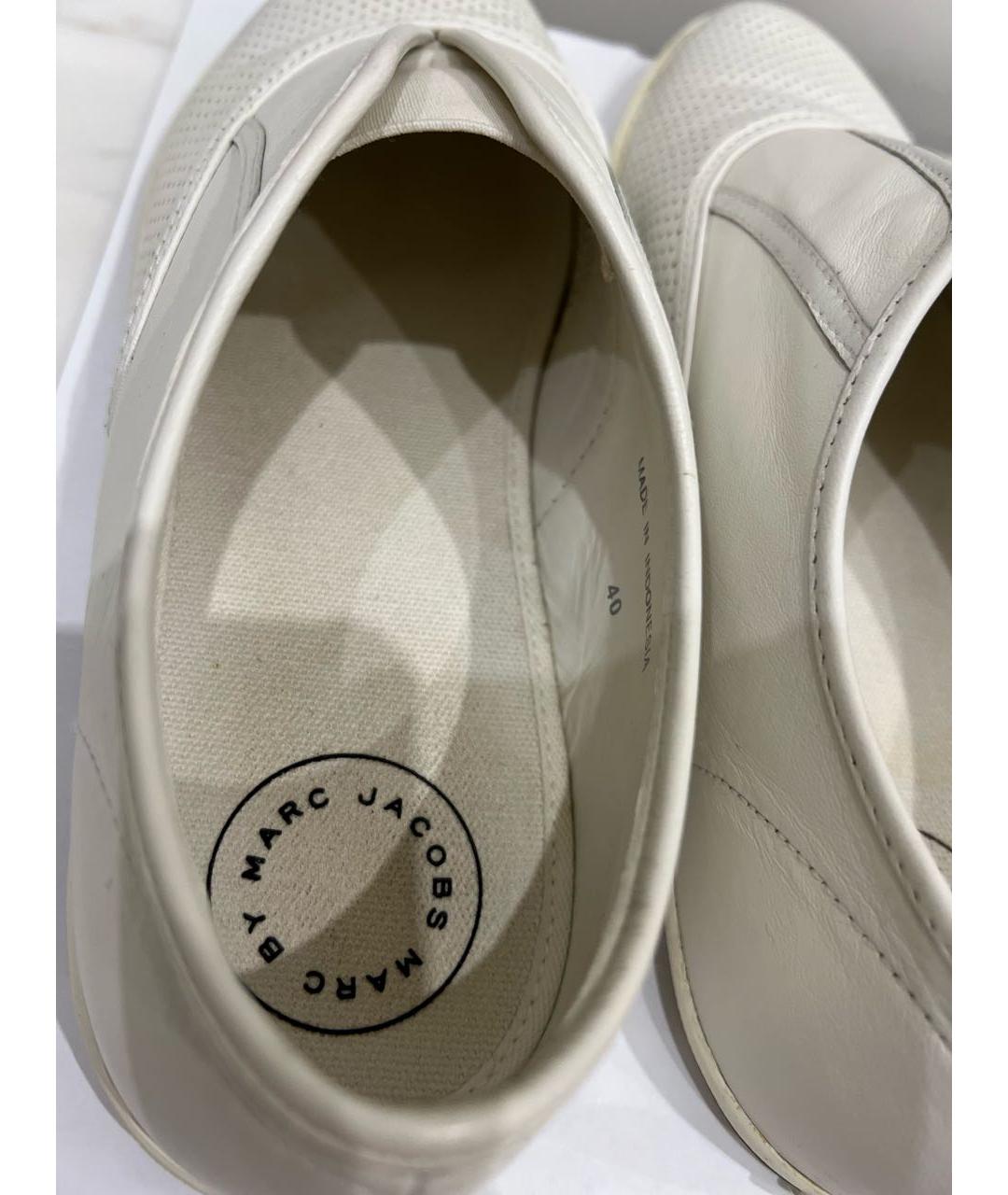 MARC BY MARC JACOBS Белые кожаные слипоны, фото 5