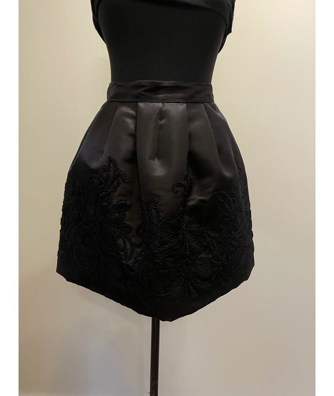 ERMANNO SCERVINO Черная вискозная юбка мини, фото 2