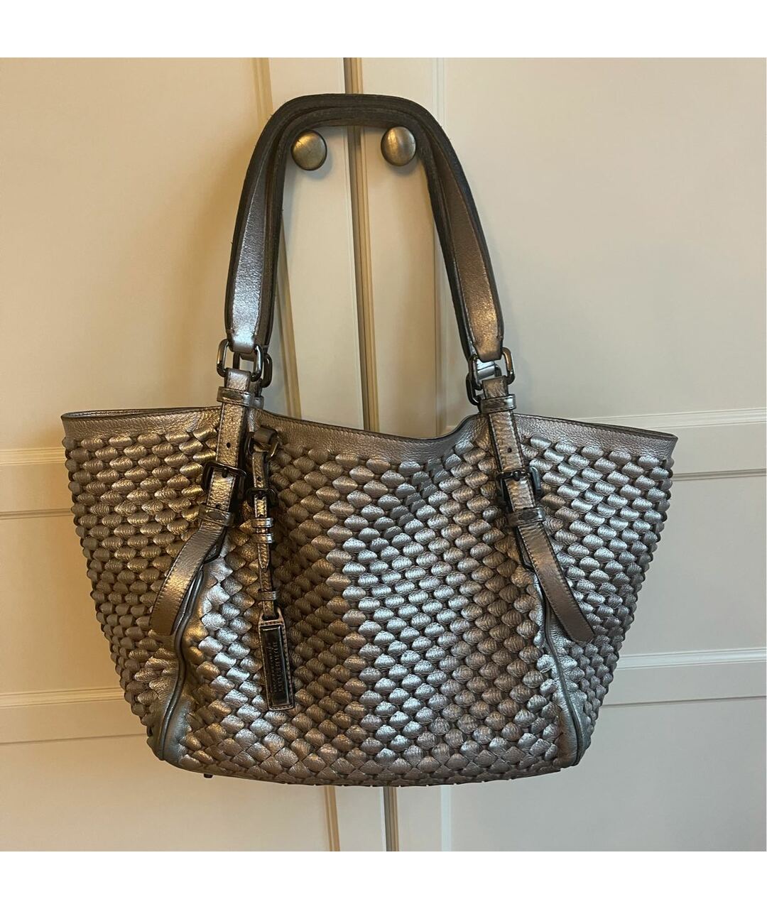 BURBERRY Золотая кожаная сумка тоут, фото 8