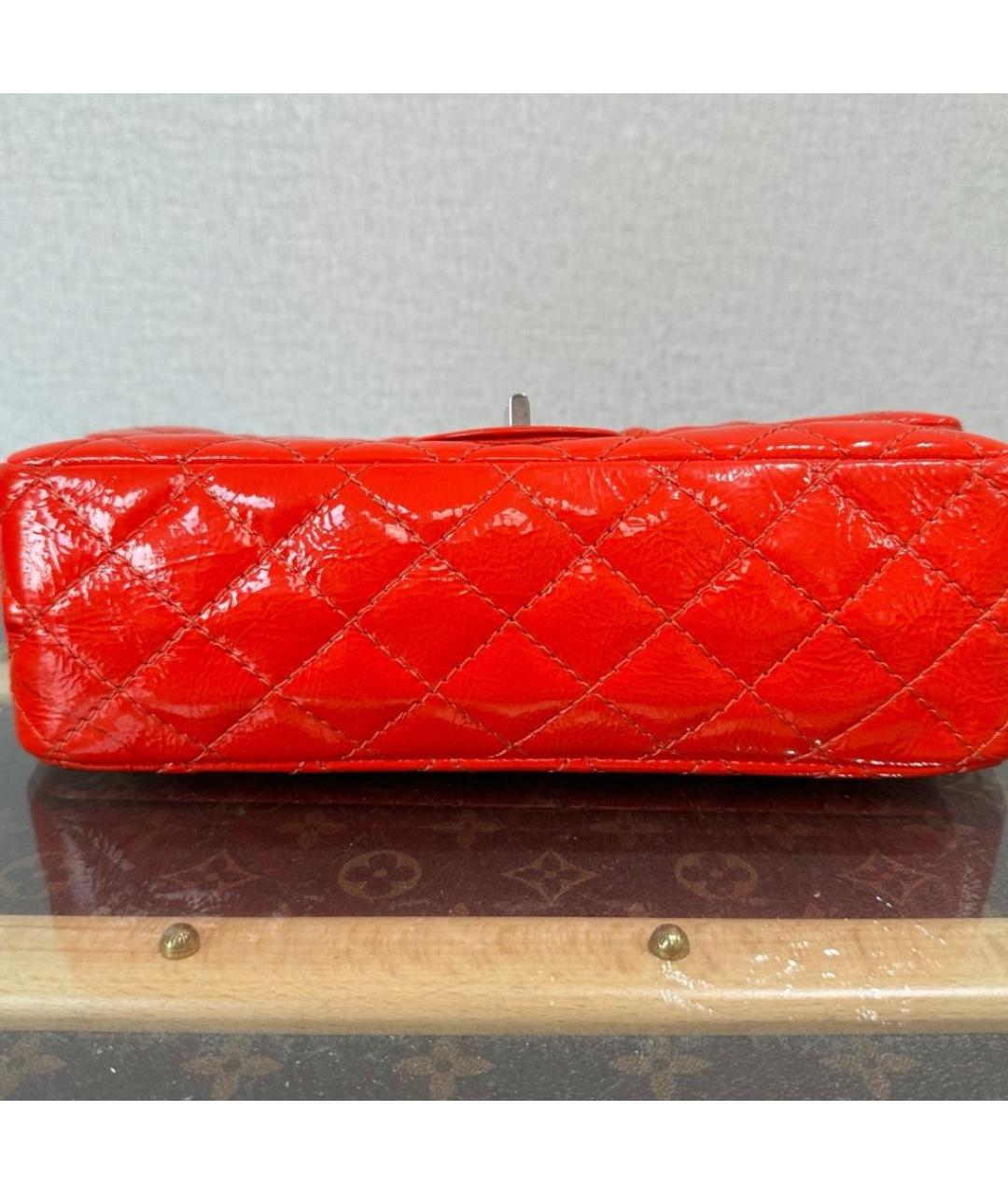 CHANEL Красная сумка через плечо из лакированной кожи, фото 4