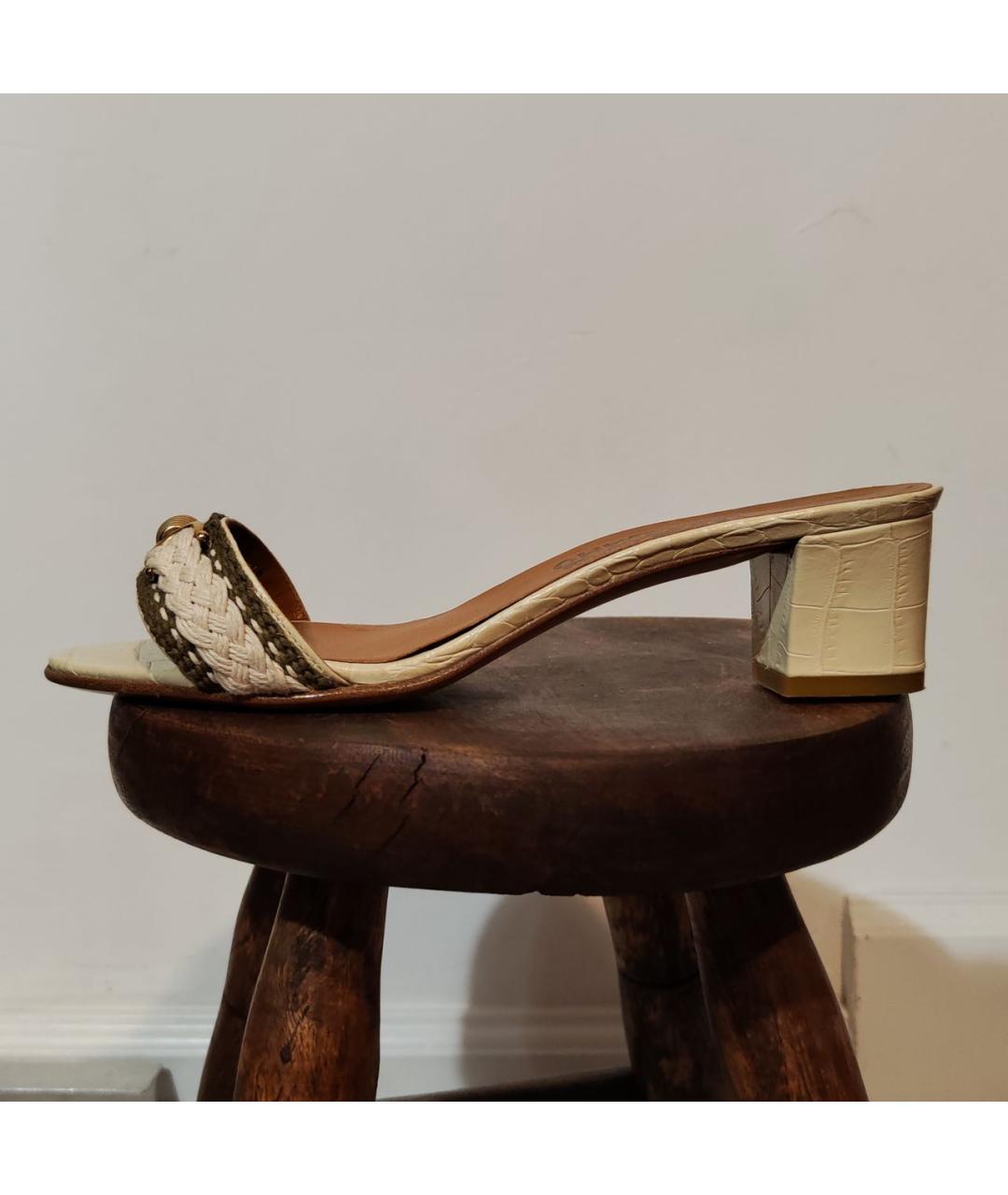 FERRAGAMO Бежевые кожаные мюли, фото 9