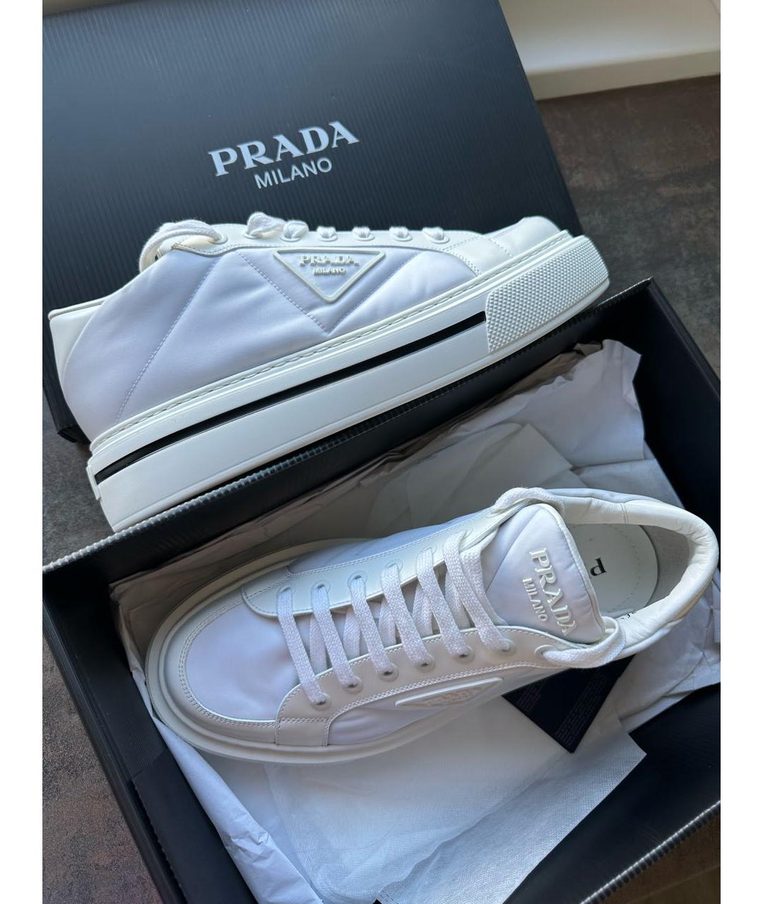 PRADA Белые кожаные низкие кроссовки / кеды, фото 6