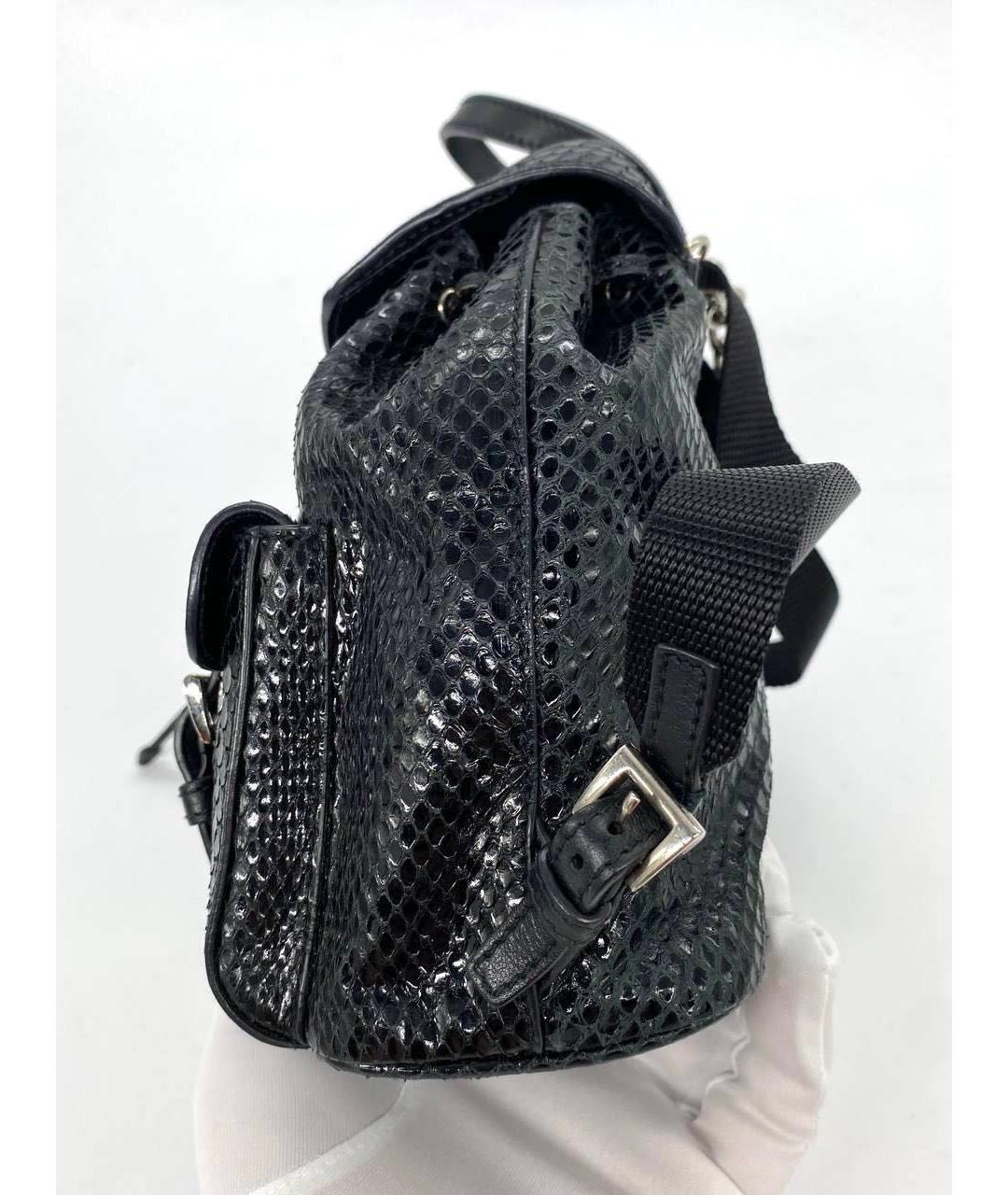 PRADA Черный рюкзак из экзотической кожи, фото 4