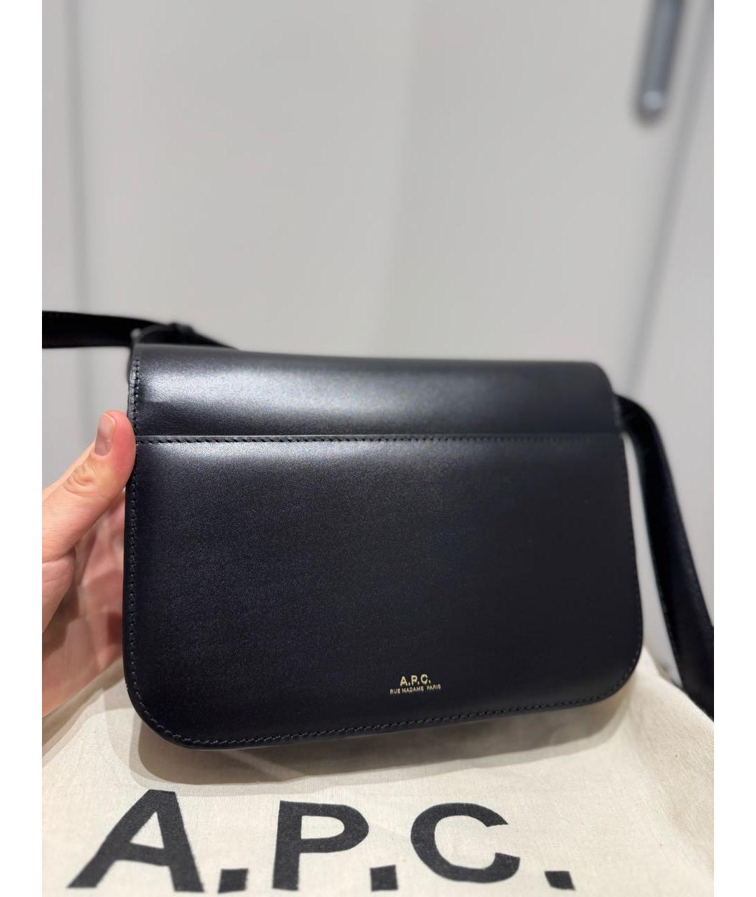 A.P.C. Черная кожаная сумка через плечо, фото 3