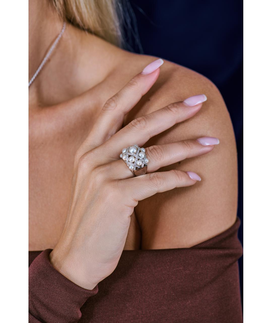 CHANEL Кольцо из белого золота, фото 3