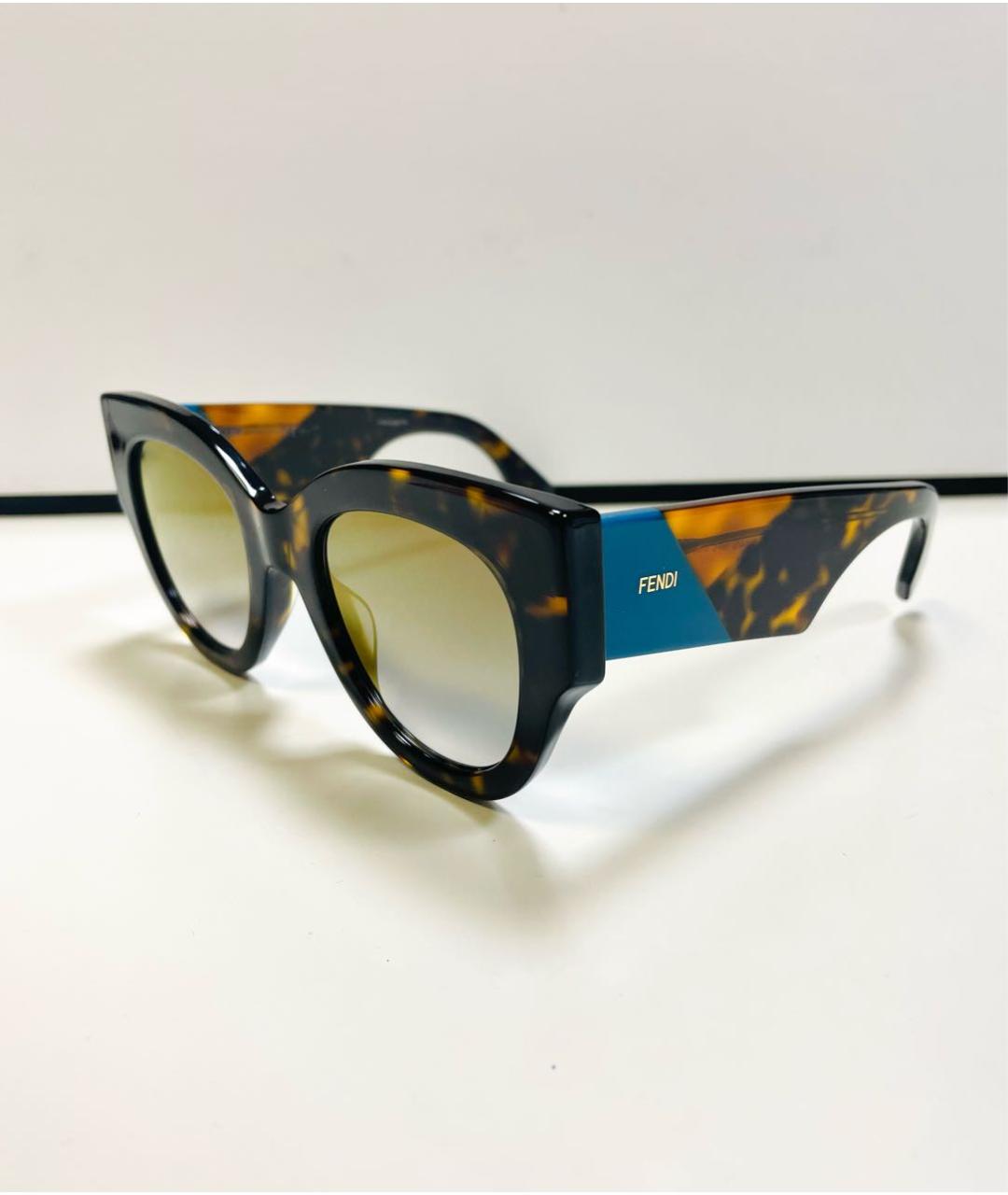 FENDI Мульти пластиковые солнцезащитные очки, фото 5