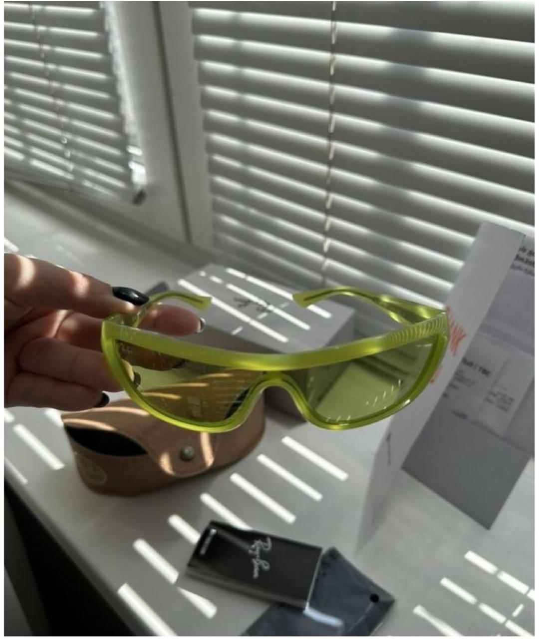 RAY BAN Салатовые пластиковые солнцезащитные очки, фото 7