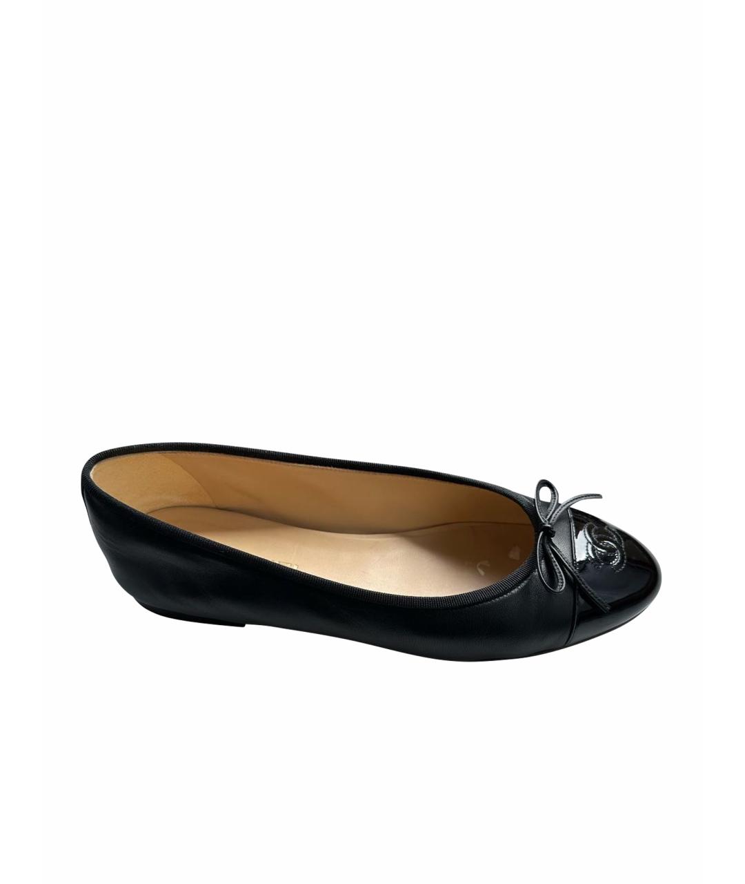 CHANEL Черные кожаные балетки, фото 1