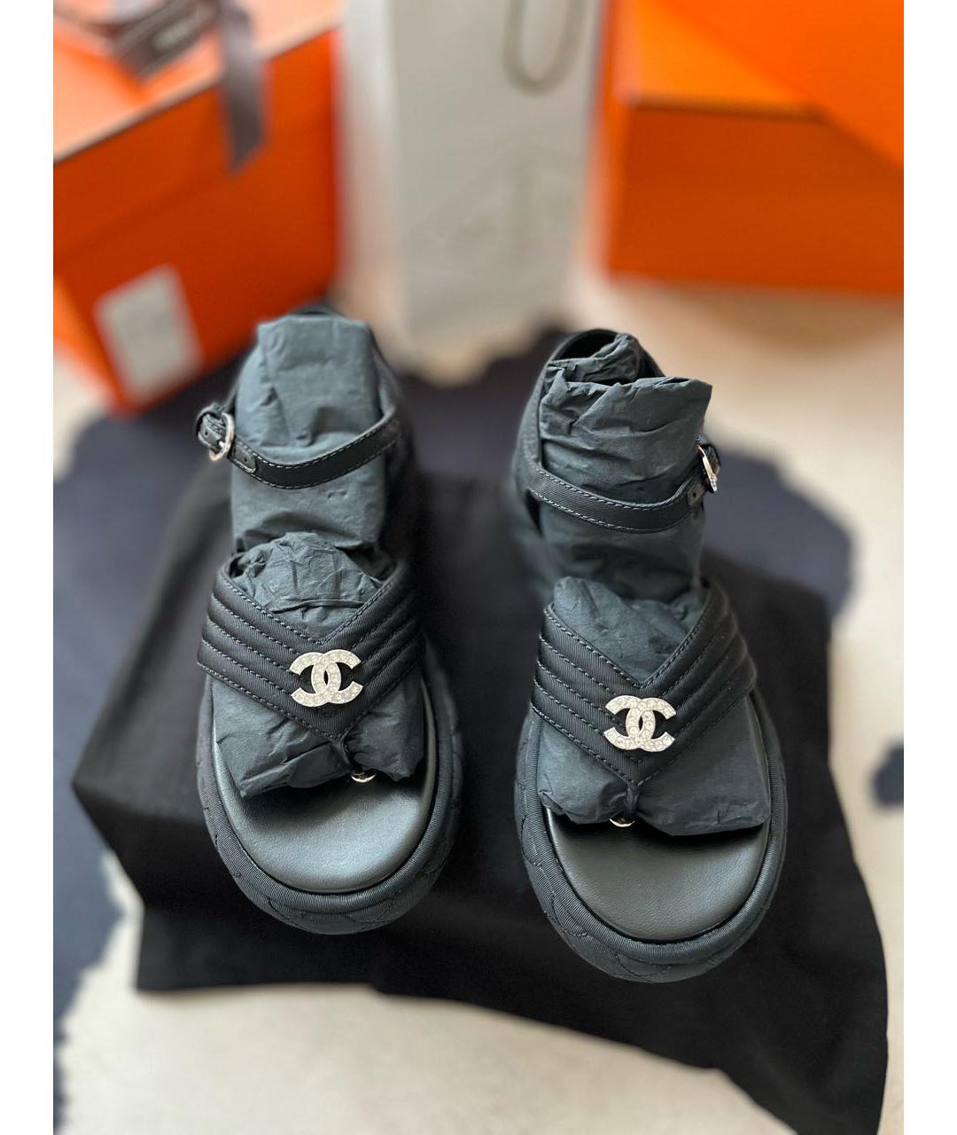 CHANEL Черные текстильные сандалии, фото 2
